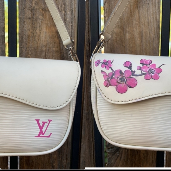 Louis vuitton epi multi pochette in white - Picture 3 of 10